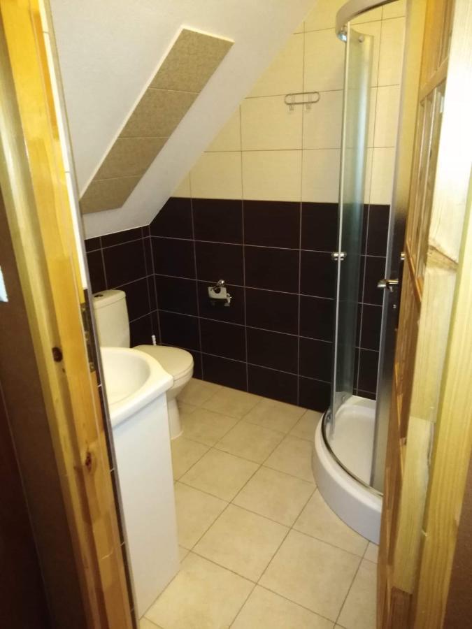 Pokoje U Mrugaly Czerwienne Chambre photo