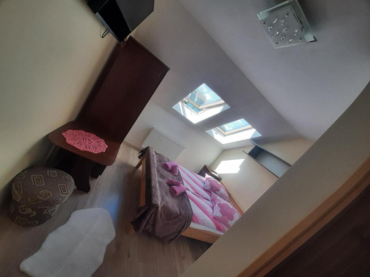 Pokoje U Mrugaly Czerwienne Extérieur photo