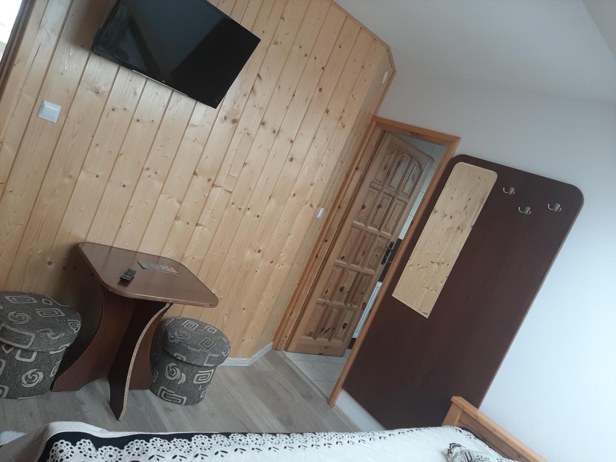 Pokoje U Mrugaly Czerwienne Chambre photo