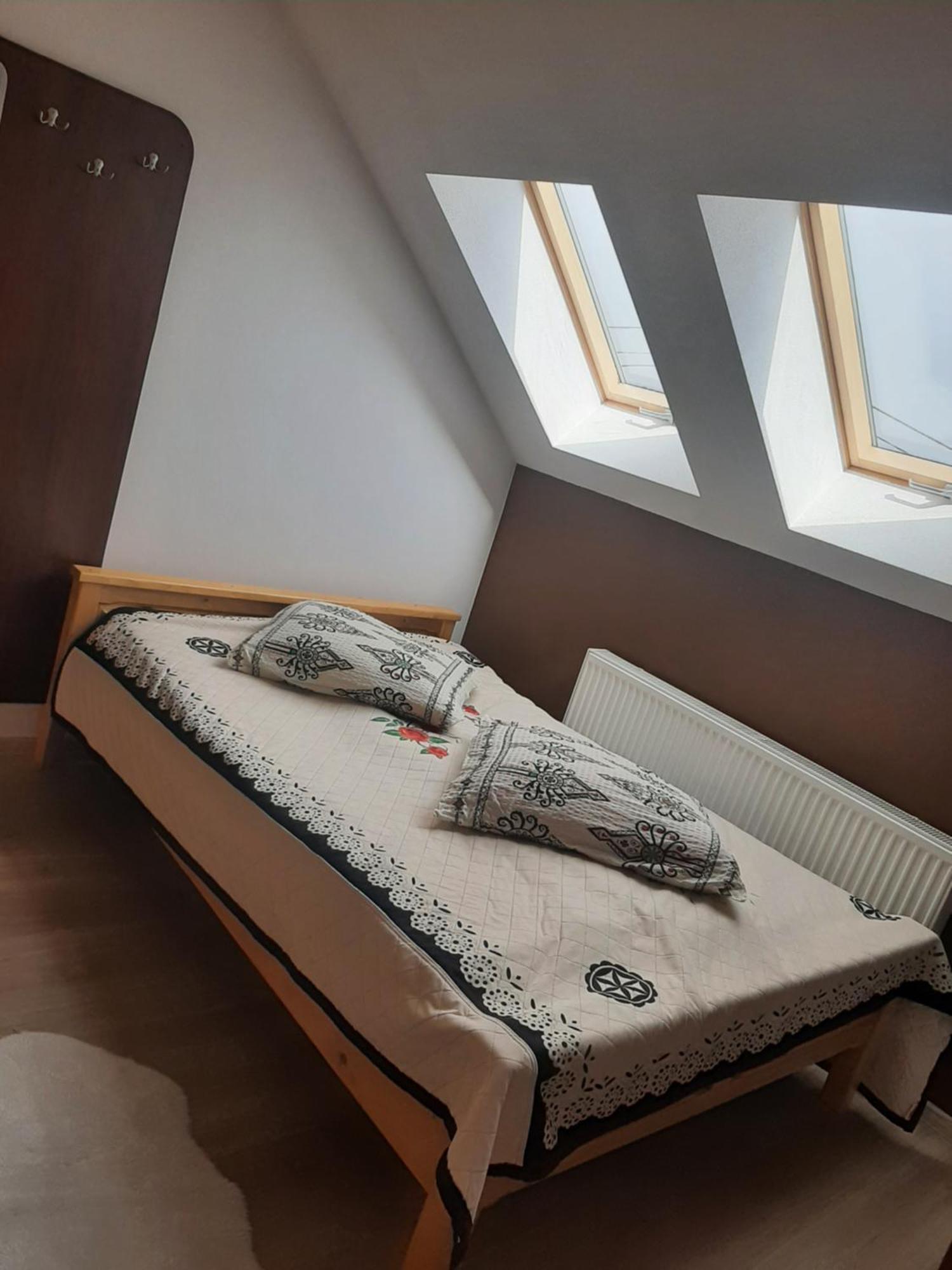 Pokoje U Mrugaly Czerwienne Chambre photo