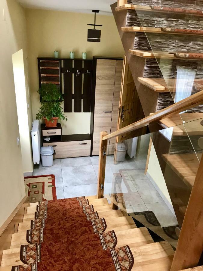 Pokoje U Mrugaly Czerwienne Extérieur photo